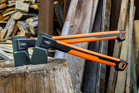 NEO Siekiera 950g obuch 700g trzonek włókno 17,5"