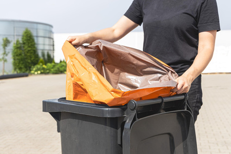 KAEM Worki budowlane extra mocne 120l 10szt gr.60my dwuwarst.