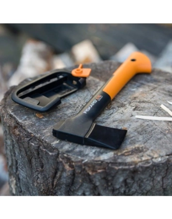 Fiskars Siekiera rozłupująca X7+ostrzałka